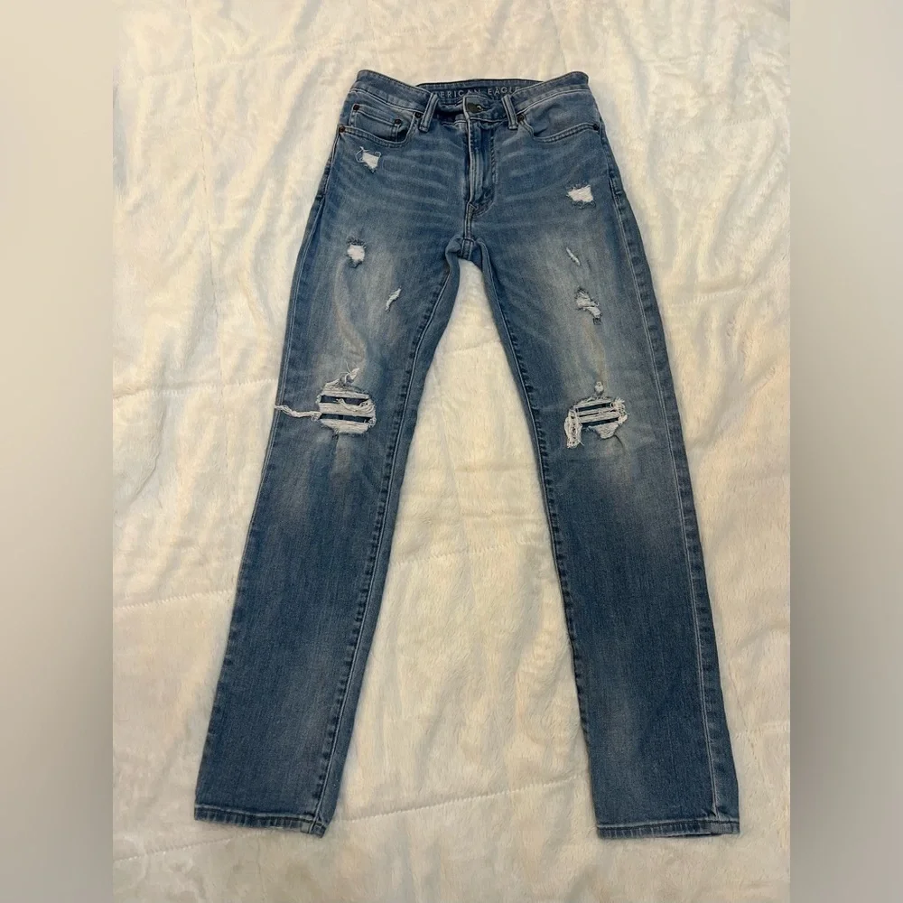 🖤 Men’s American Eagle Distressed Jeans